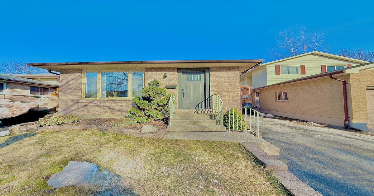 779 Monsarrat Avenue London East