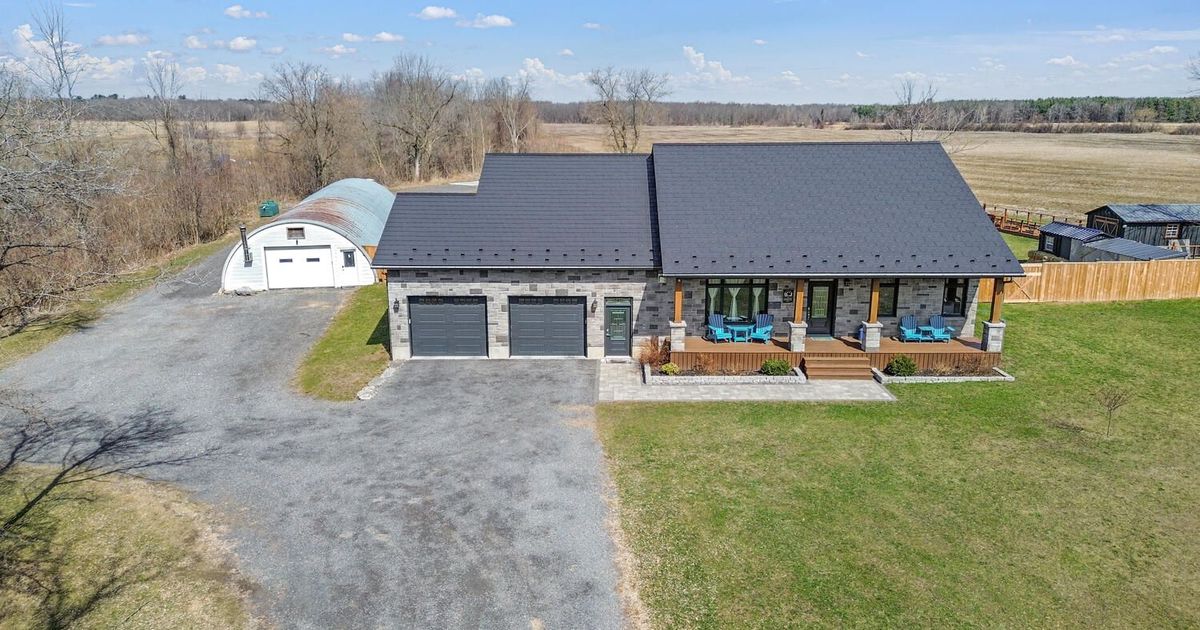 1916 County Rd 2 N/A Edwardsburgh/Cardinal