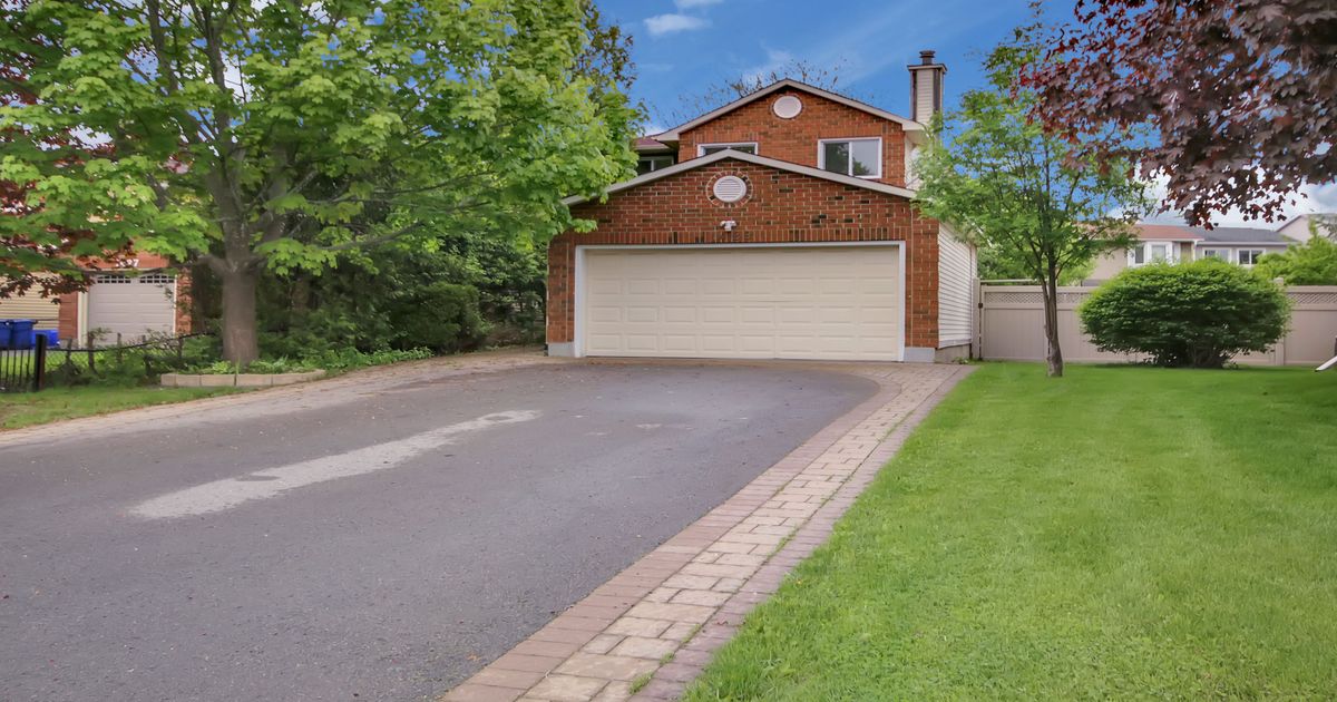 1429 Prestone Drive Orleans - Cumberland and Area