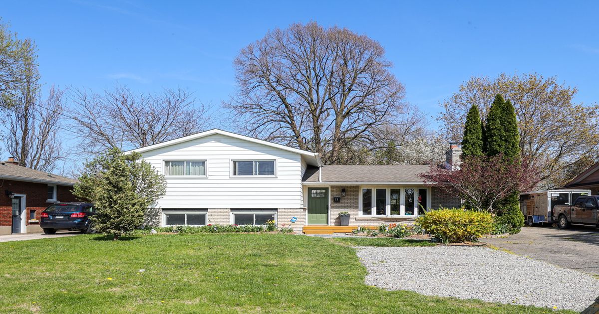 21 Foxglove Avenue St. Catharines