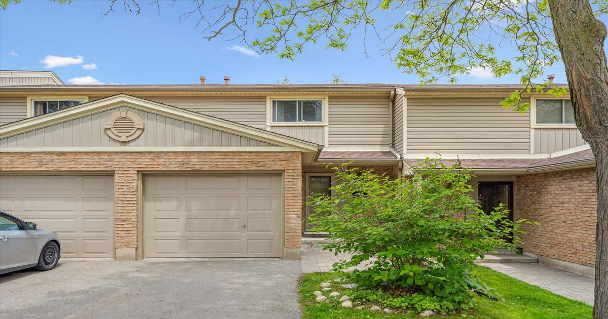 223 Pioneer Drive Kitchener