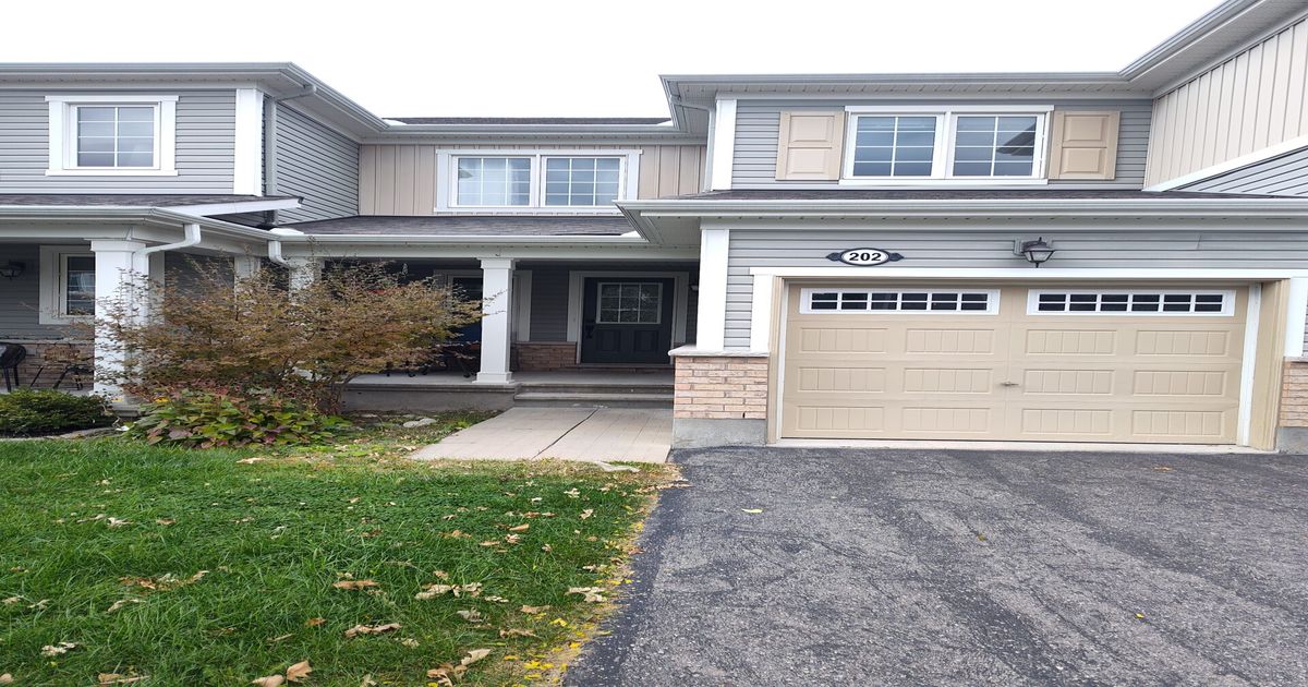 202 Conifer Creek Circle Kanata