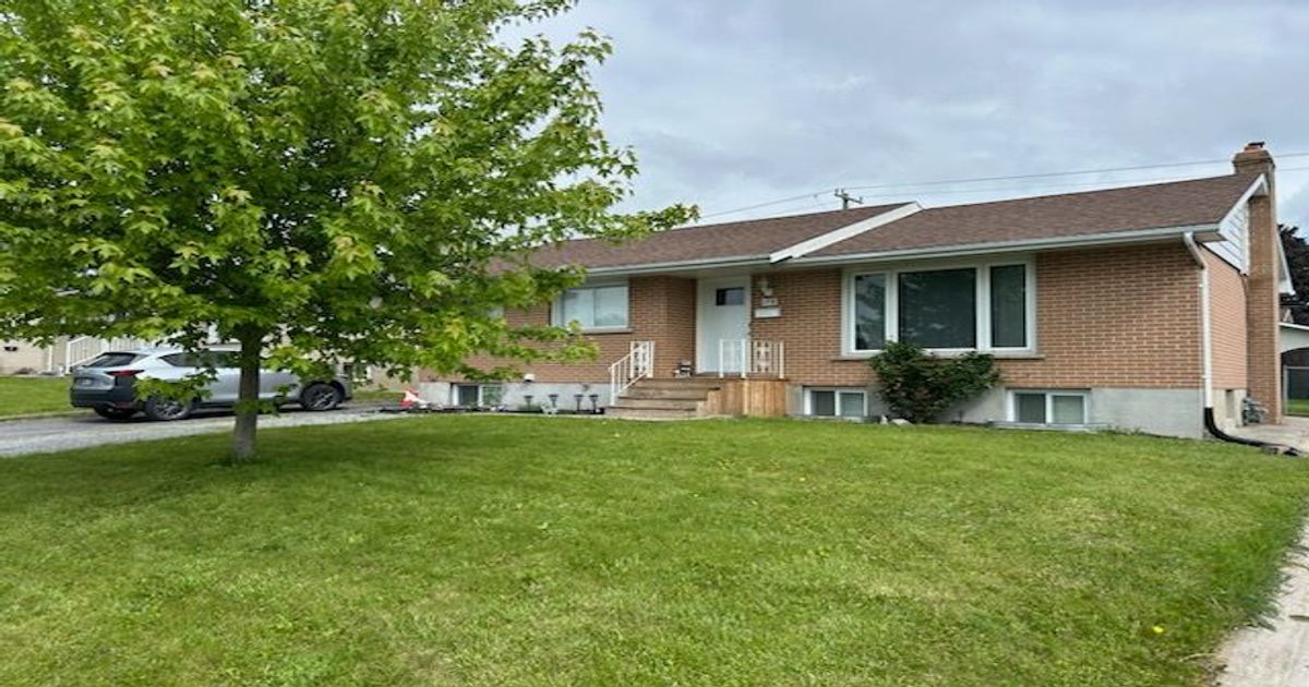 172 Morenz Crescent Kingston
