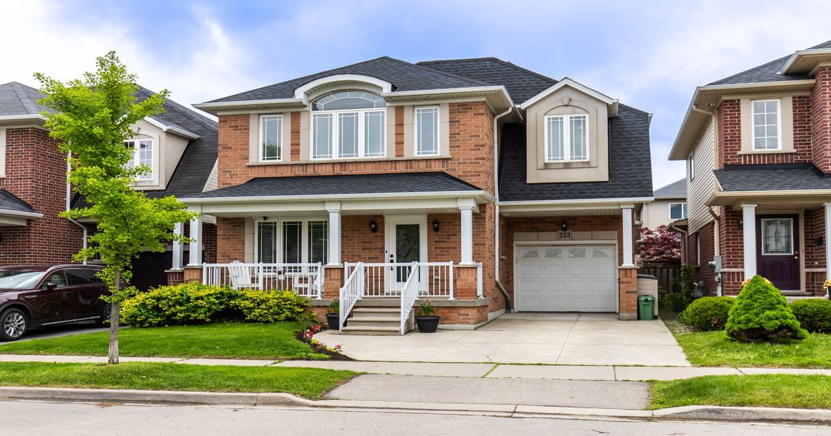 233 SPRINGVALLEY Crescent Hamilton