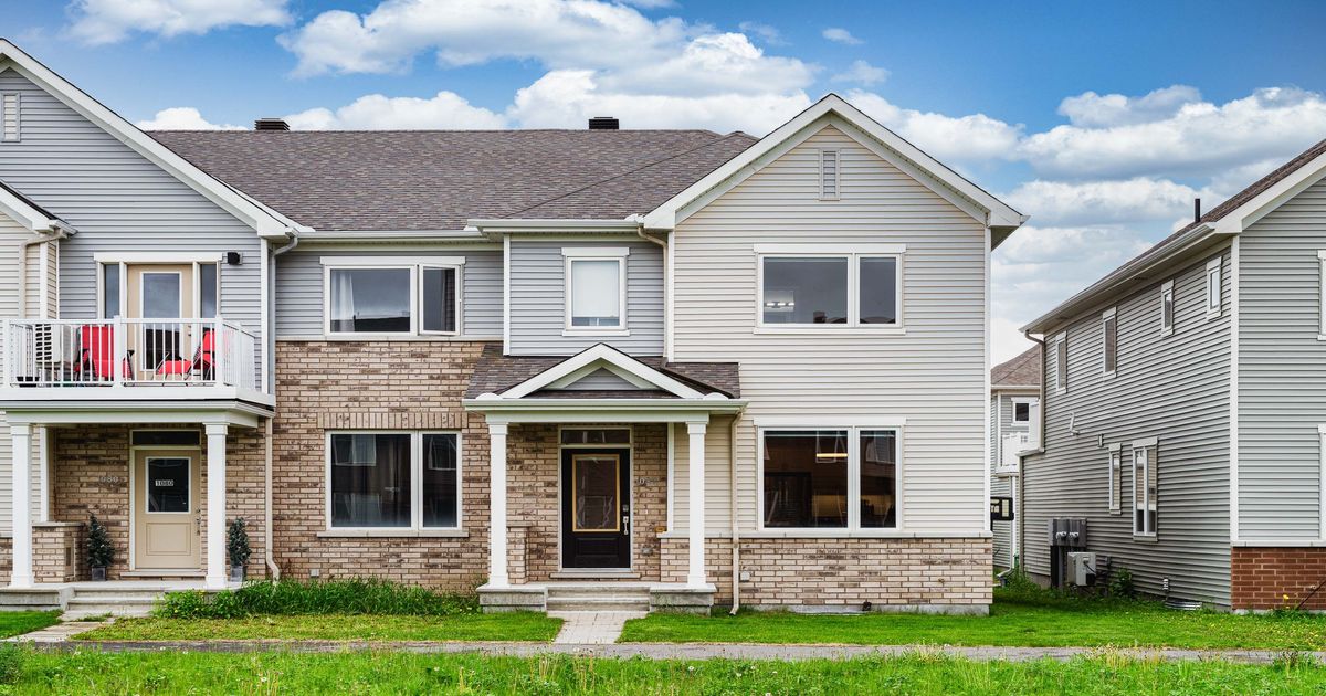 1082 Chapman Mills Drive Barrhaven