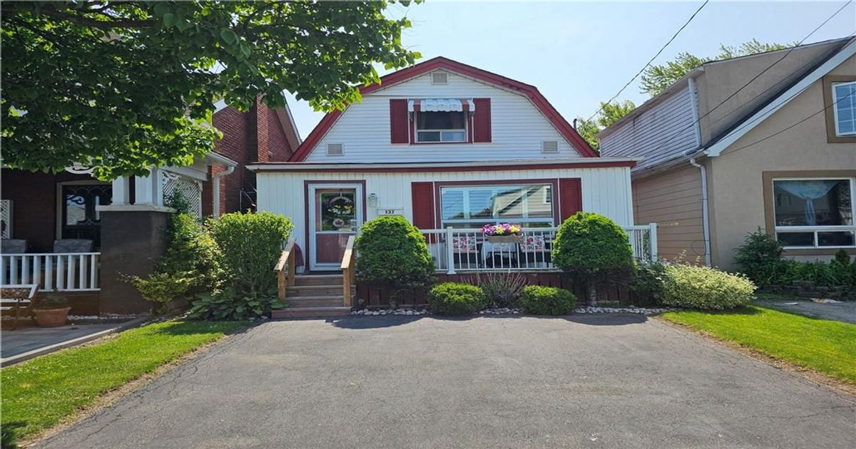 137 EAST 23RD Street Hamilton