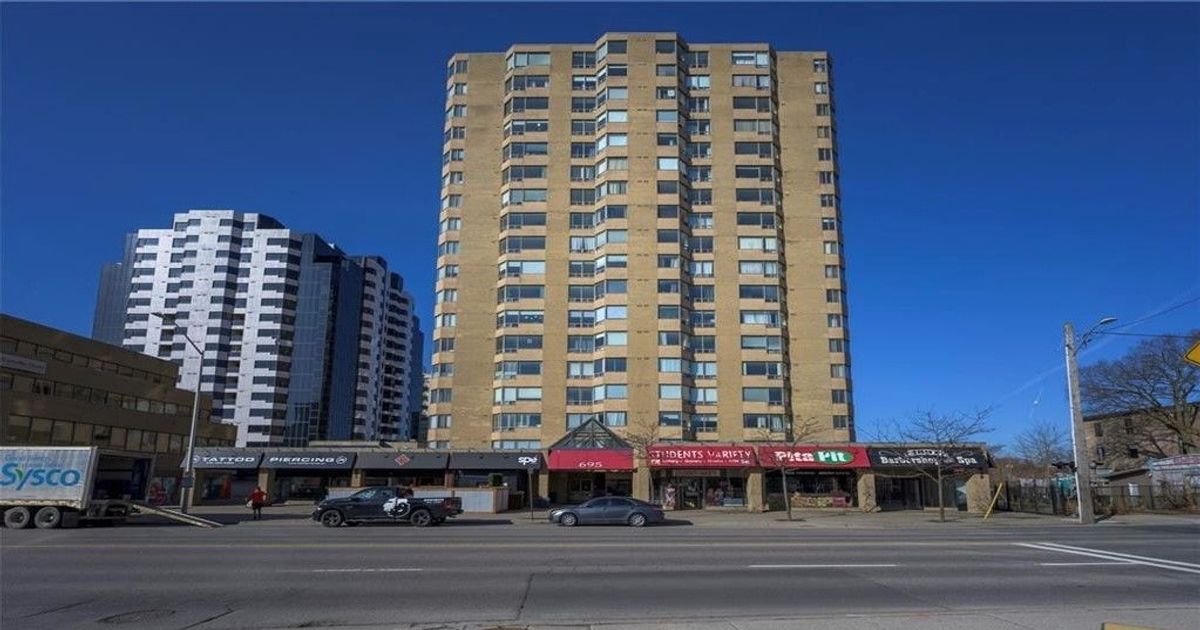 695 RICHMOND Street London East