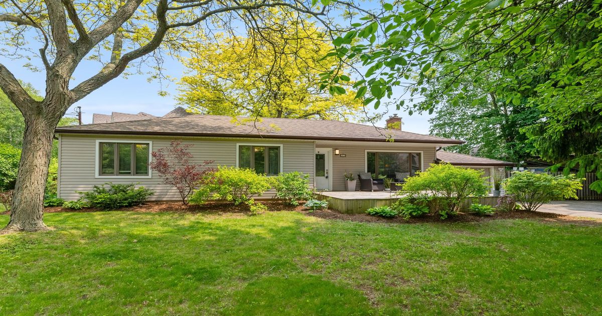82 Gilbert Avenue Hamilton