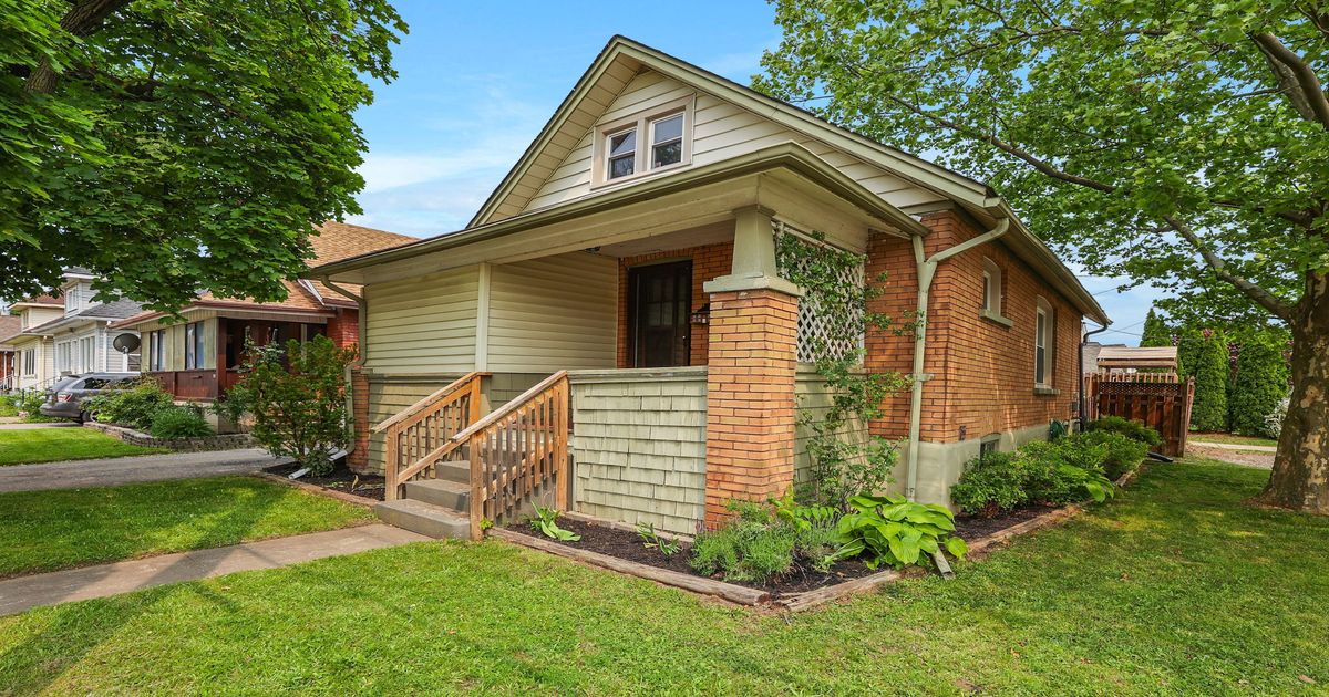 5165 Morrison Street Niagara Falls