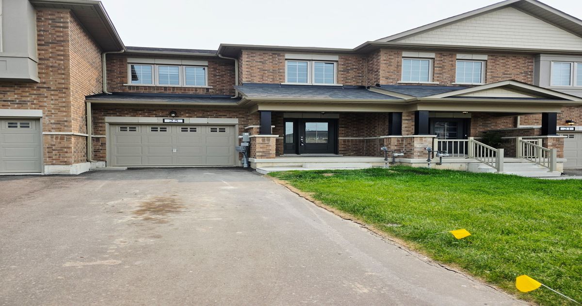 25 Sapphire Way Thorold