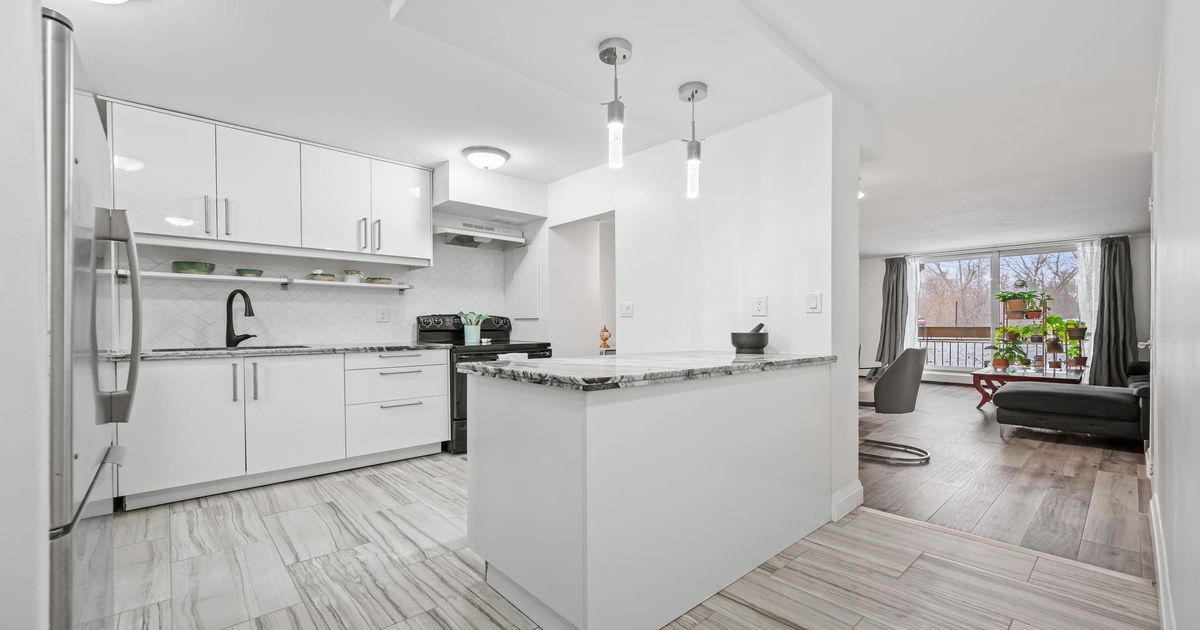 350 Quigley Road Hamilton