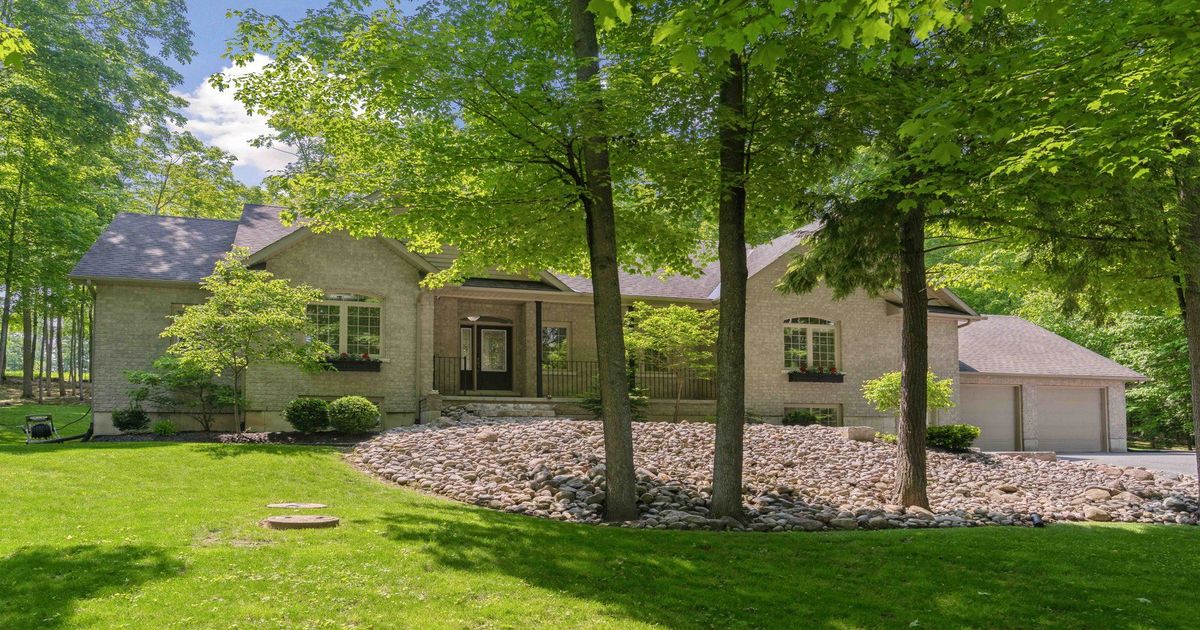 2317 Sherbrooke Street W Cavan Monaghan