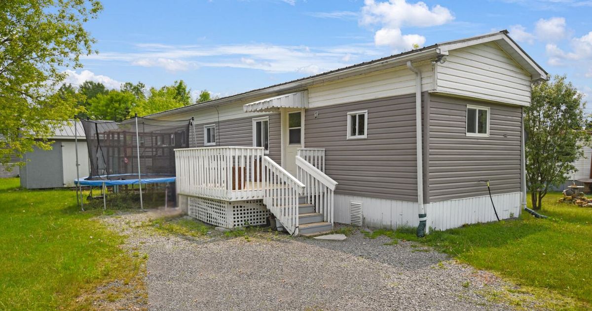 9 Wilson Street Rideau Lakes