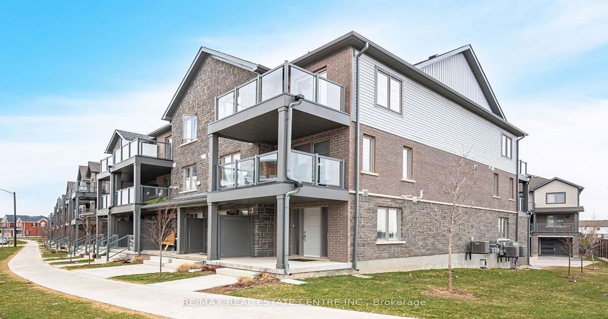 237 West Oak Trail SW Kitchener