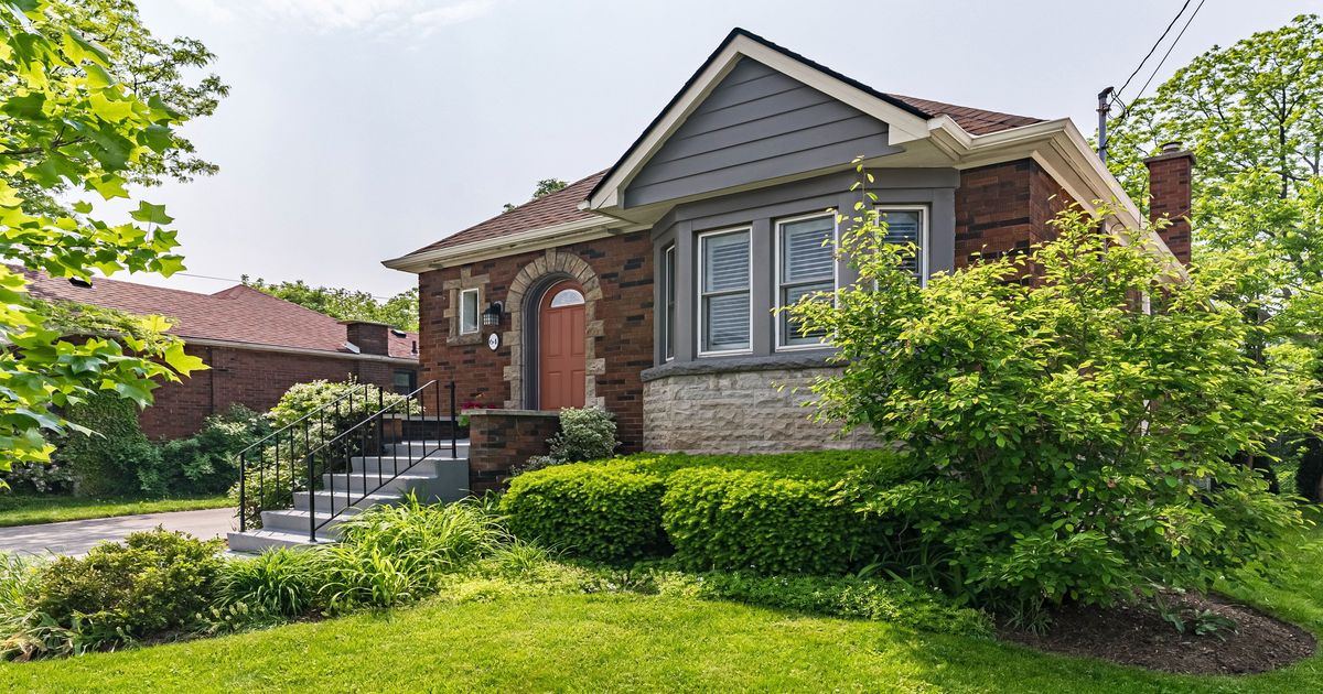 64 Highcliffe Avenue Hamilton
