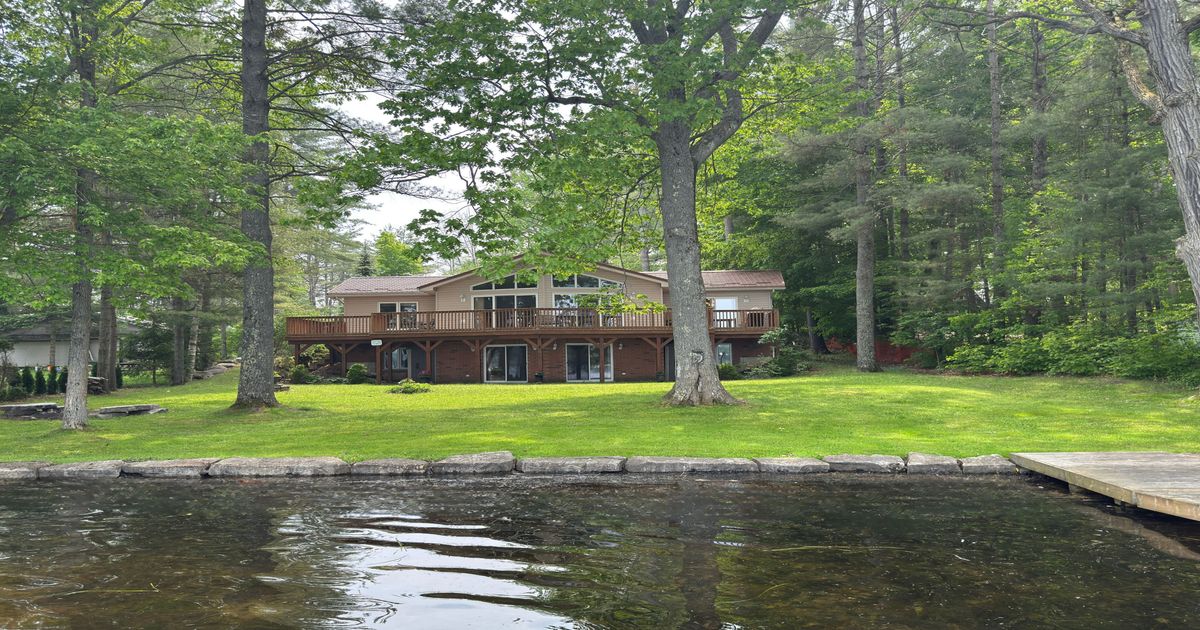 1832 Kilworthy Road Gravenhurst