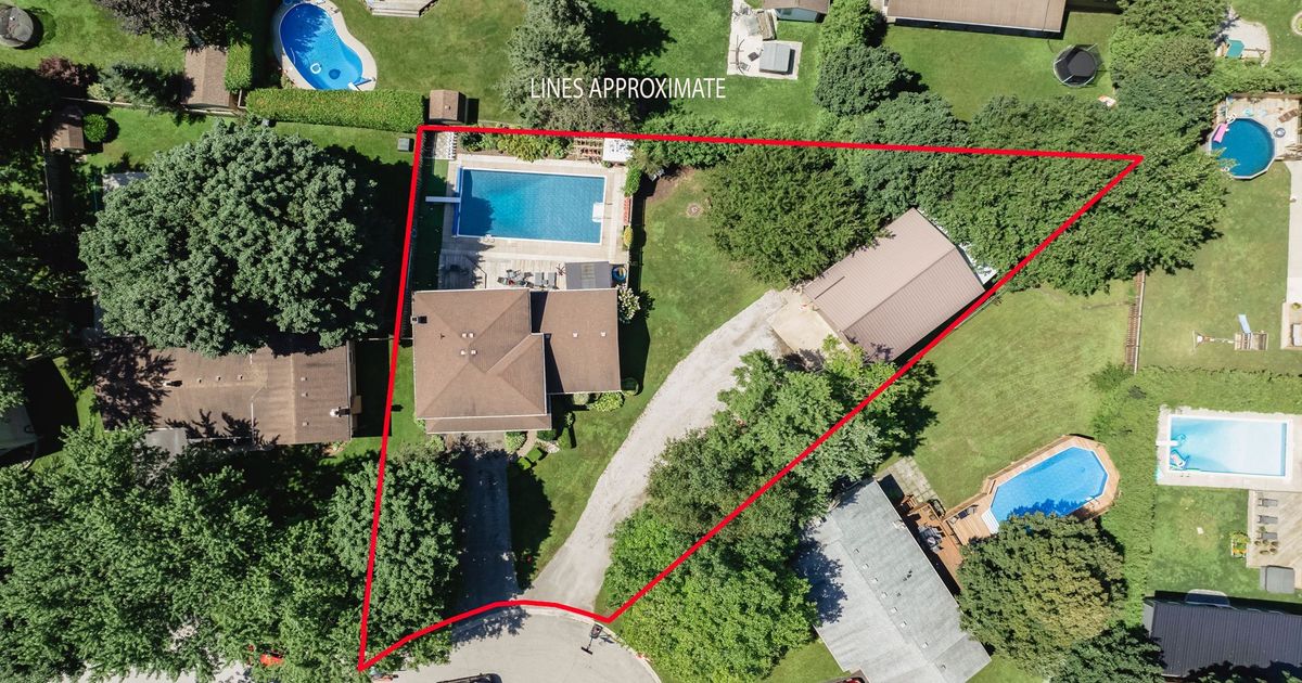 18 CONWAY Court Zorra