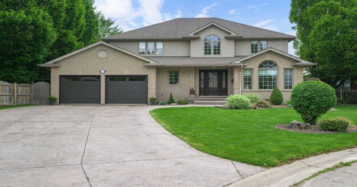 42 Pinebrook Court London North