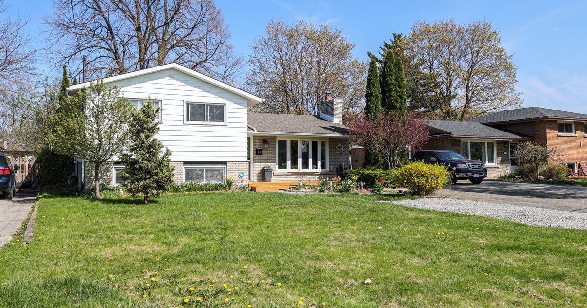21 Foxglove Avenue St. Catharines