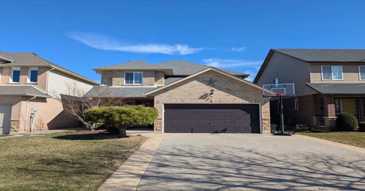 20 MIDANBURY Way Hamilton