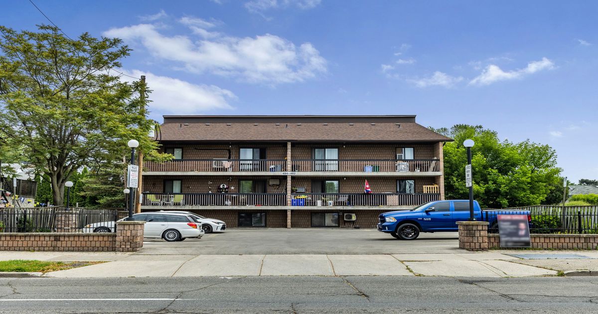 482 James Street N Hamilton