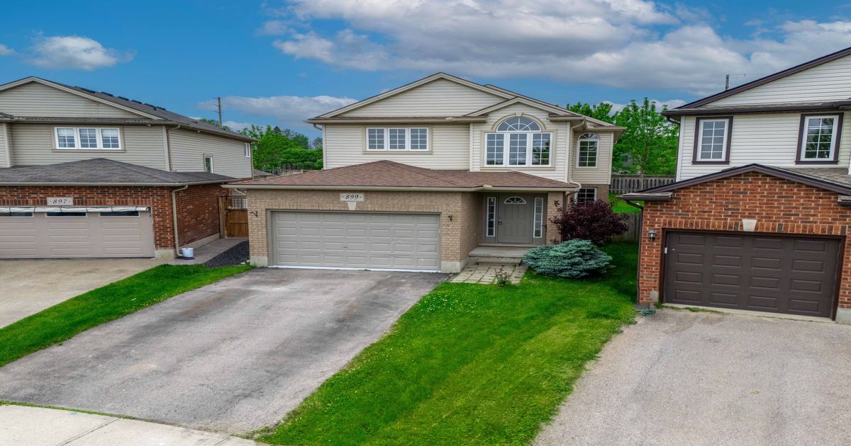 899 Bradshaw Crescent London North