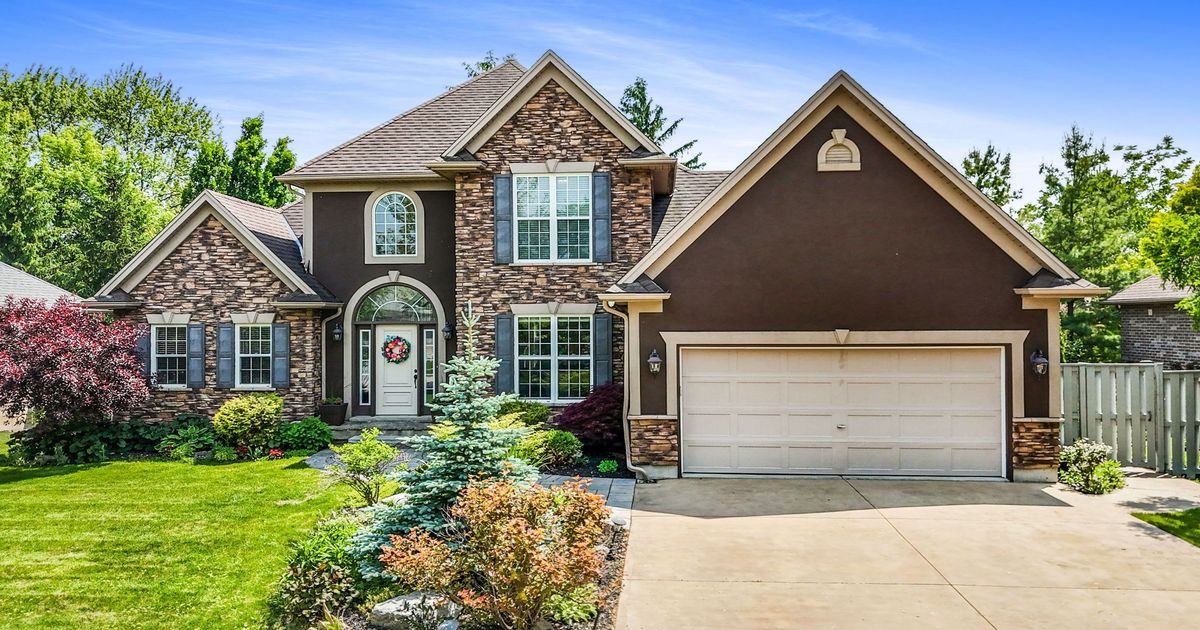 16 Martha Court Pelham
