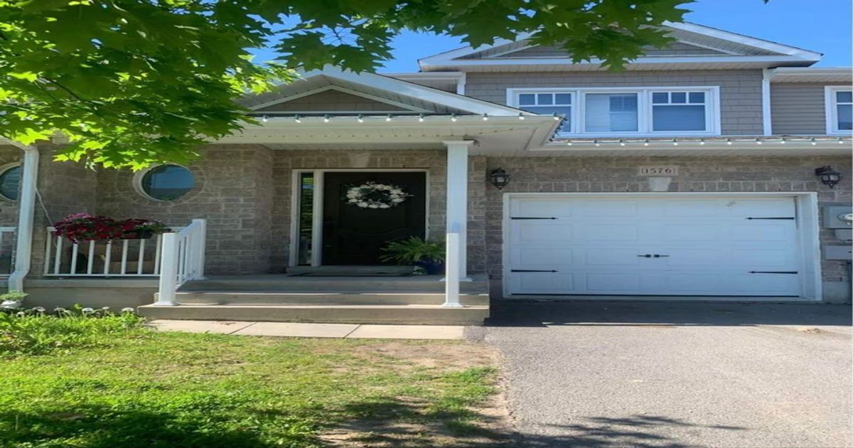 1576 Crimson Crescent Kingston