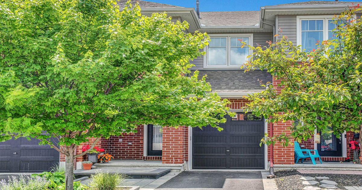 399 Warmstone Drive Stittsville - Munster - Richmond
