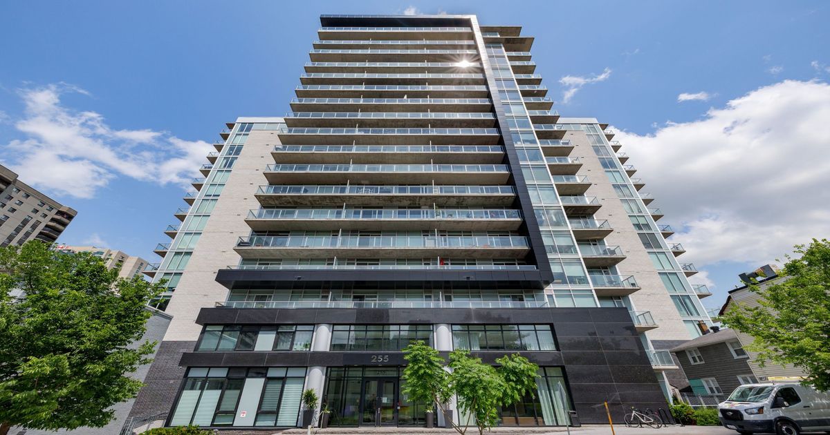 255 Bay Street Ottawa Centre