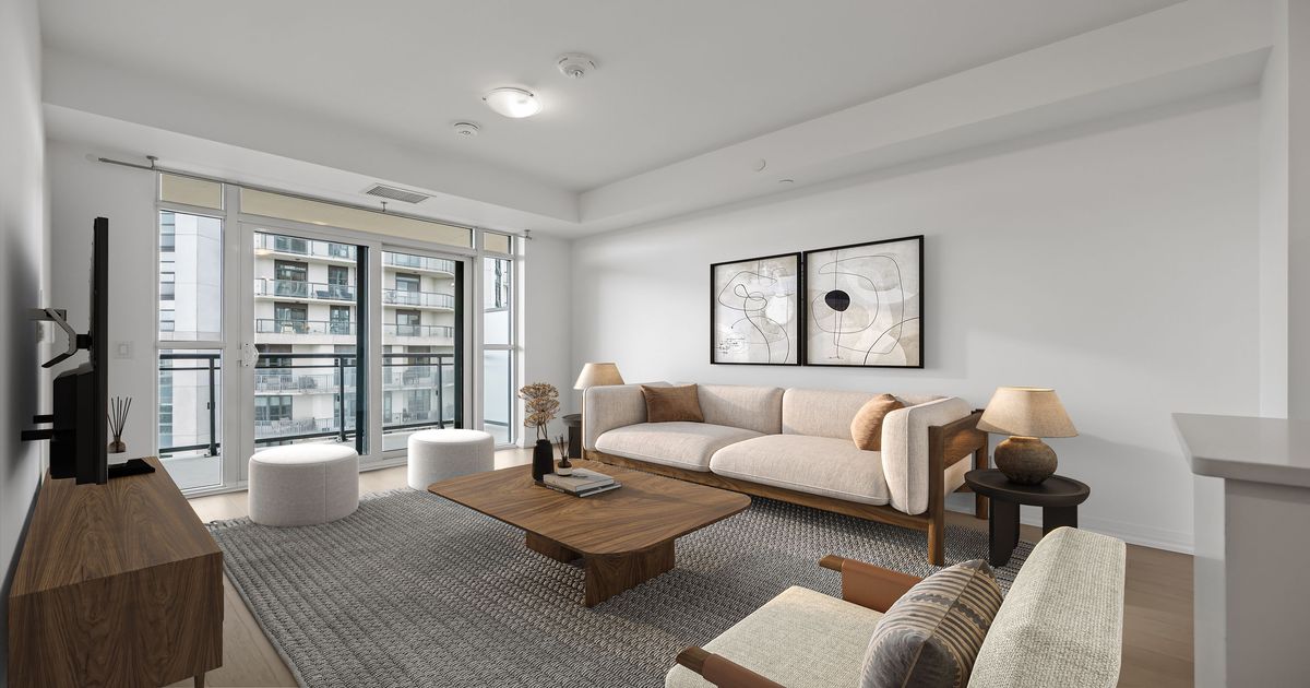 155 Caroline Street S Waterloo