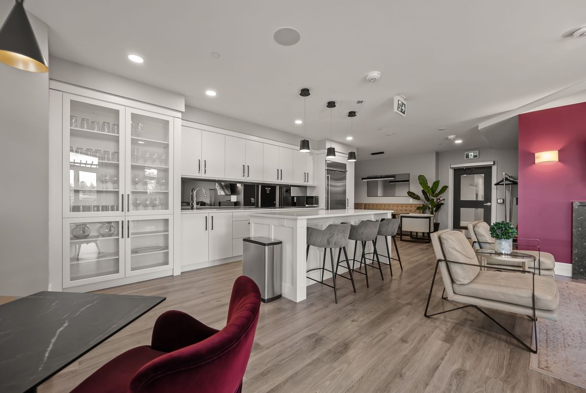 155 Caroline Street S Waterloo 155 Caroline Street S Waterloo