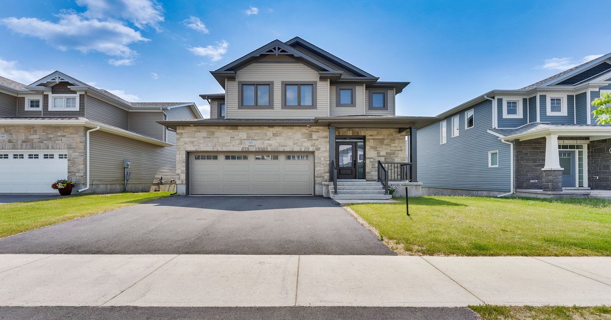 753 Riverview Way Kingston