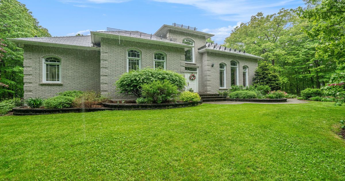 1340 Georges Vanier Drive Orleans - Cumberland and Area