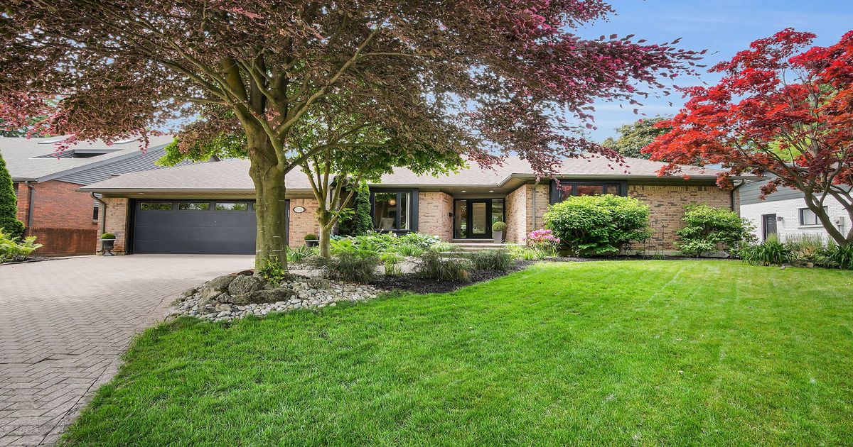 770 Clearview Crescent London North