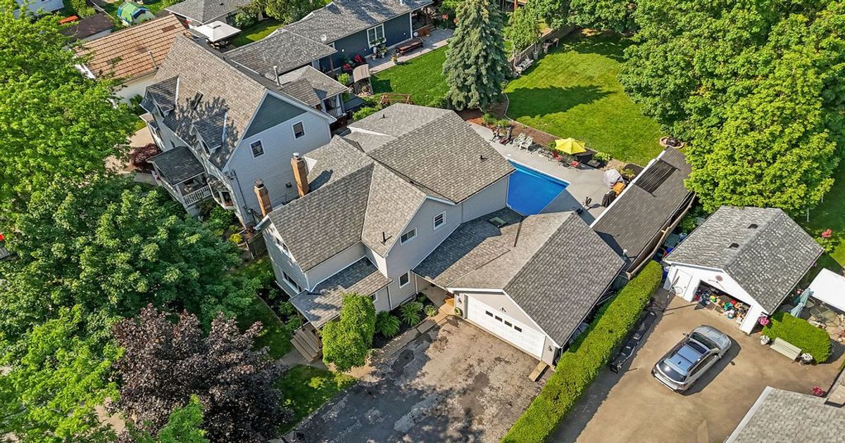 34 JOHN Street St. Catharines