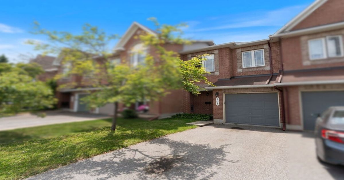 164 Sorento Street Barrhaven