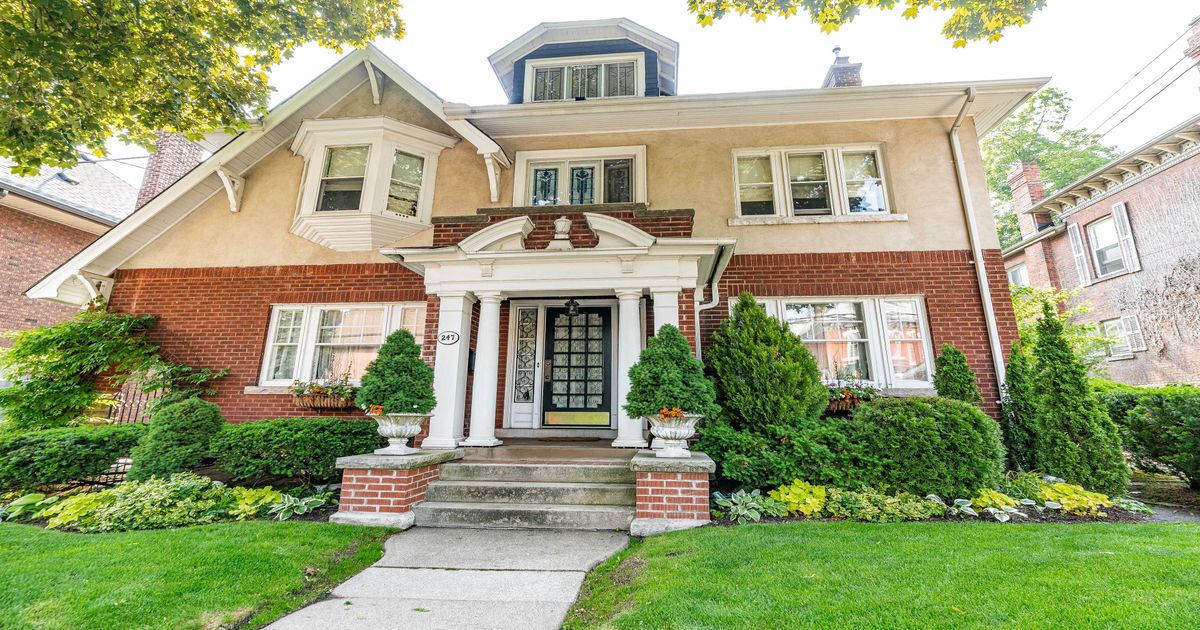 247 MacNab Street S Hamilton