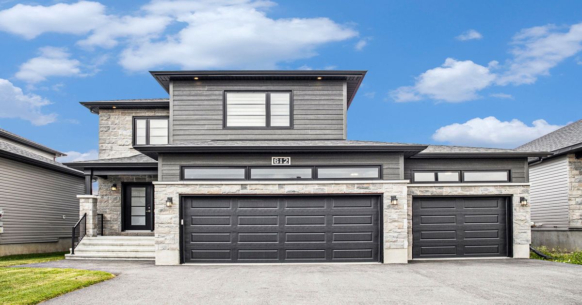 612 Geneva Crescent Russell
