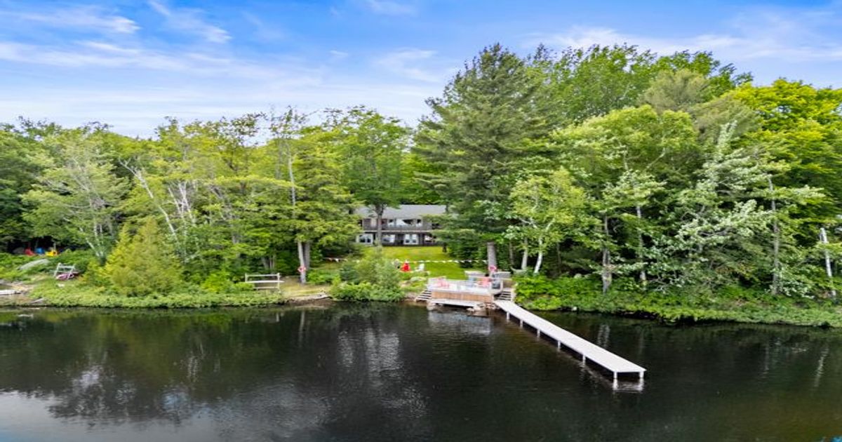 1137 Dickie Lake Road Lake of Bays