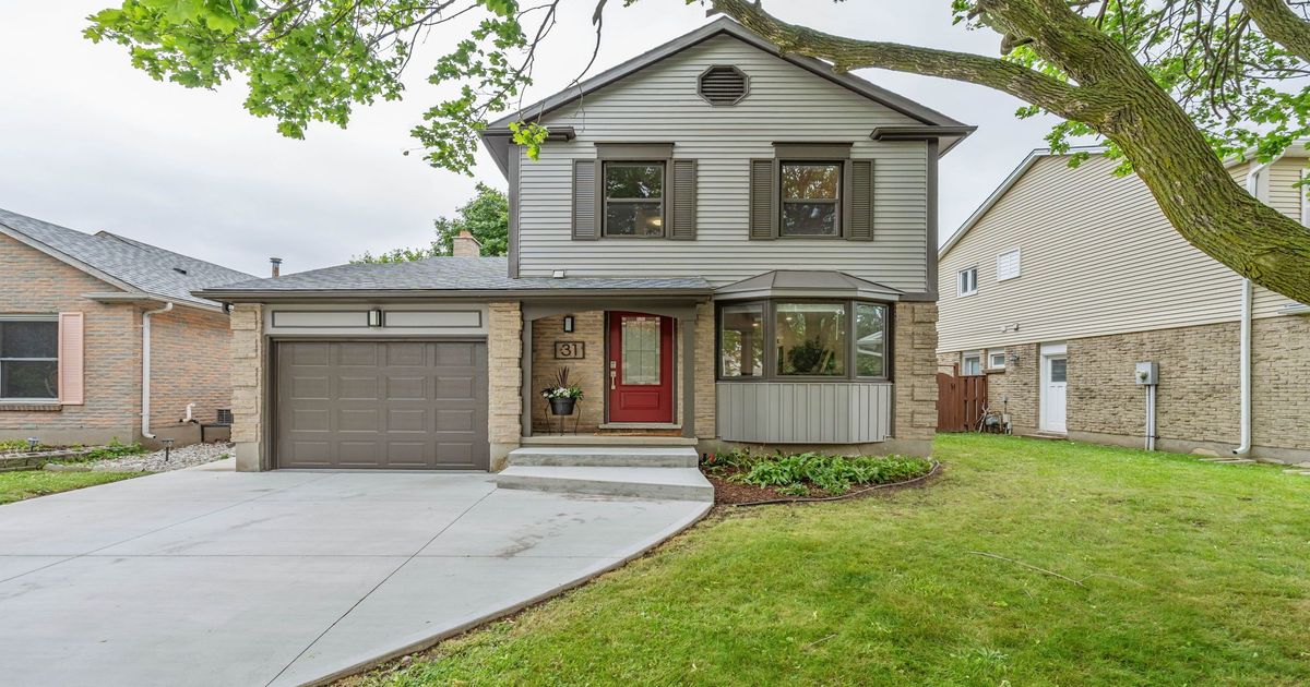 31 Roundhill Court London South
