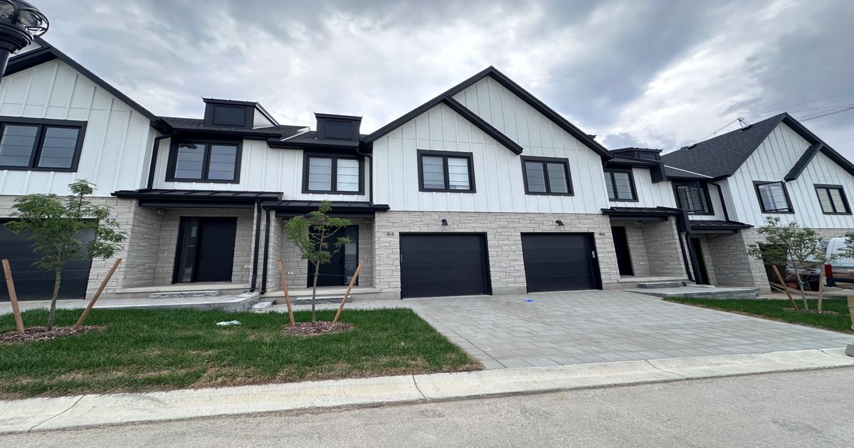 1175 RIVERBEND Road London South