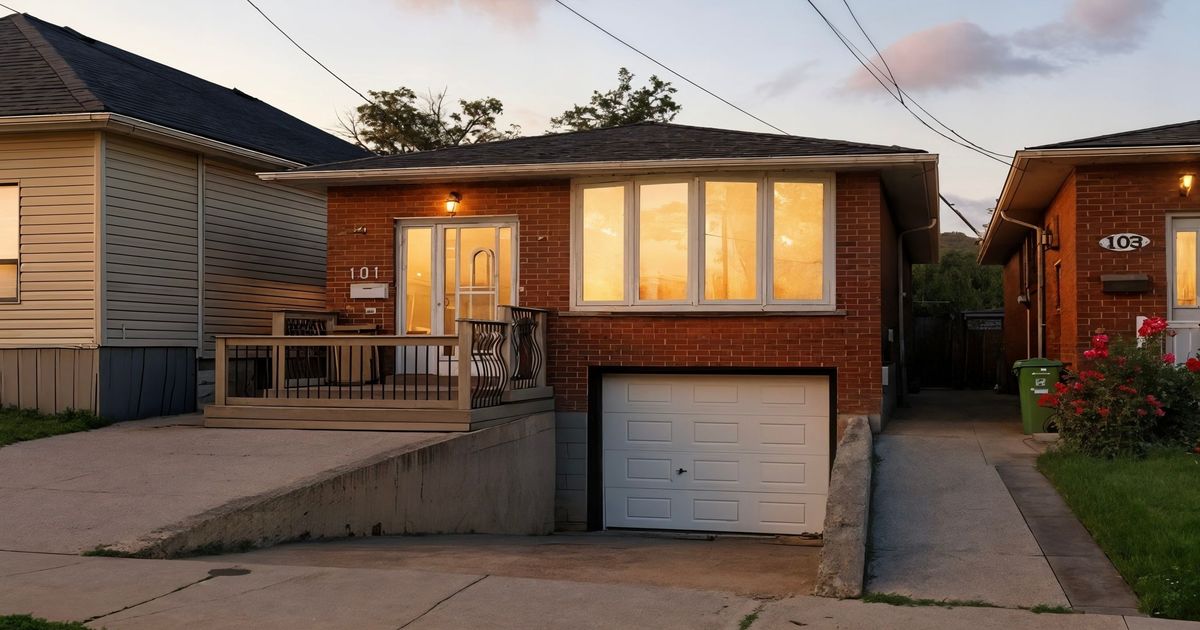 101 MCANULTY Boulevard Hamilton