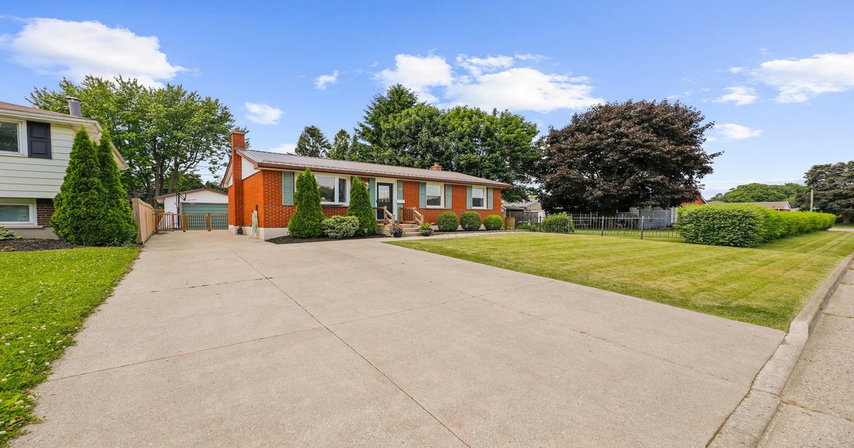 25 Laurier Road St. Thomas