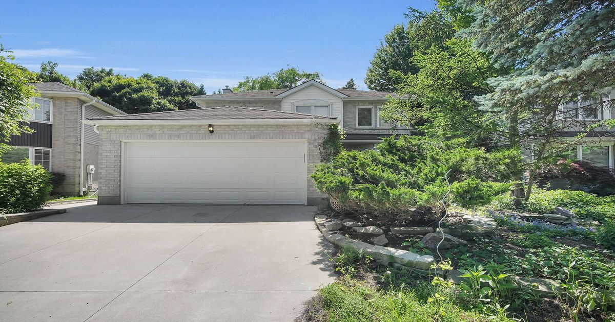 78 Colonial Crescent London North
