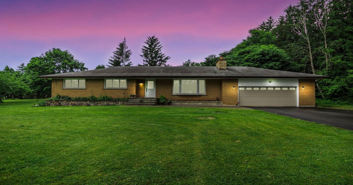 5102 Trafalgar Road N Erin