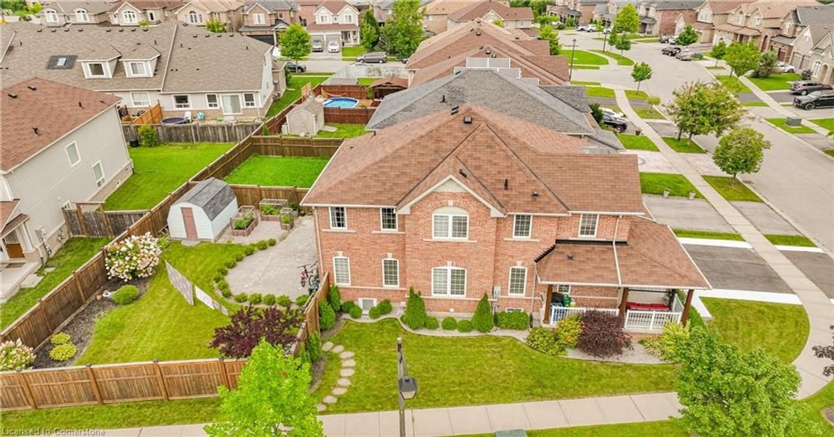 217 Thomas Avenue Brantford