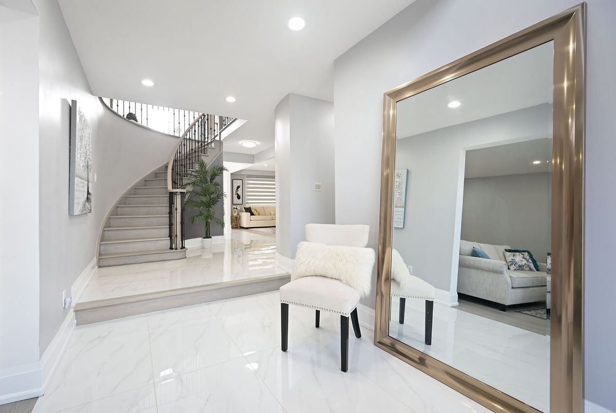 img-gallery