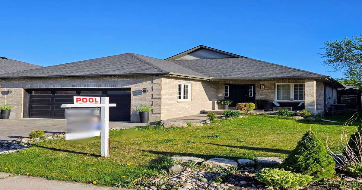 292 Thorn Drive Strathroy-Caradoc