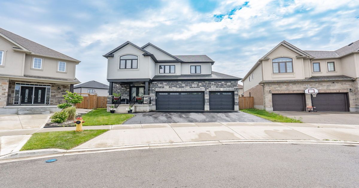 920 River Ridge Court Kitchener